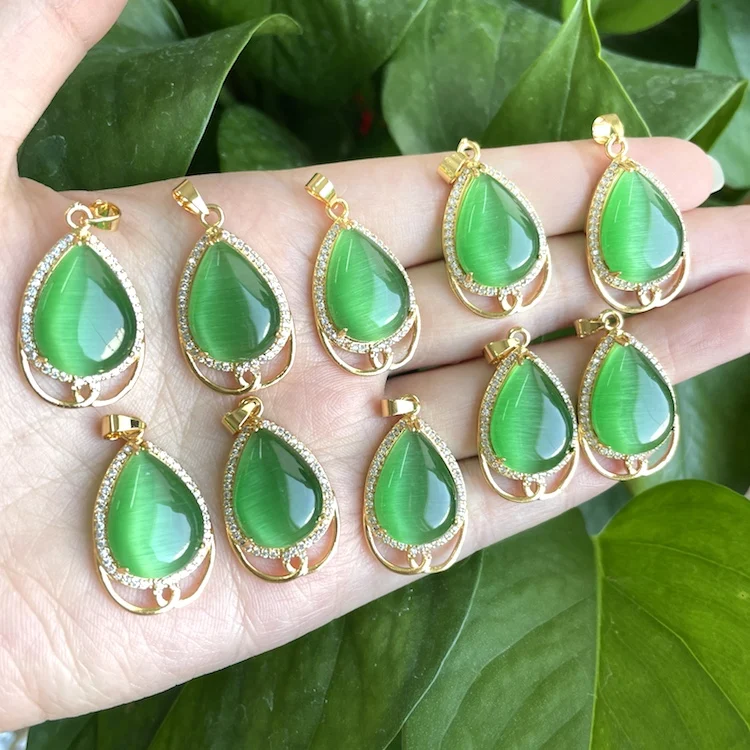 

Wholesale 2021 New Charm Women Green Natural Stone TearDrop Pendant Jade Necklace Jewelry