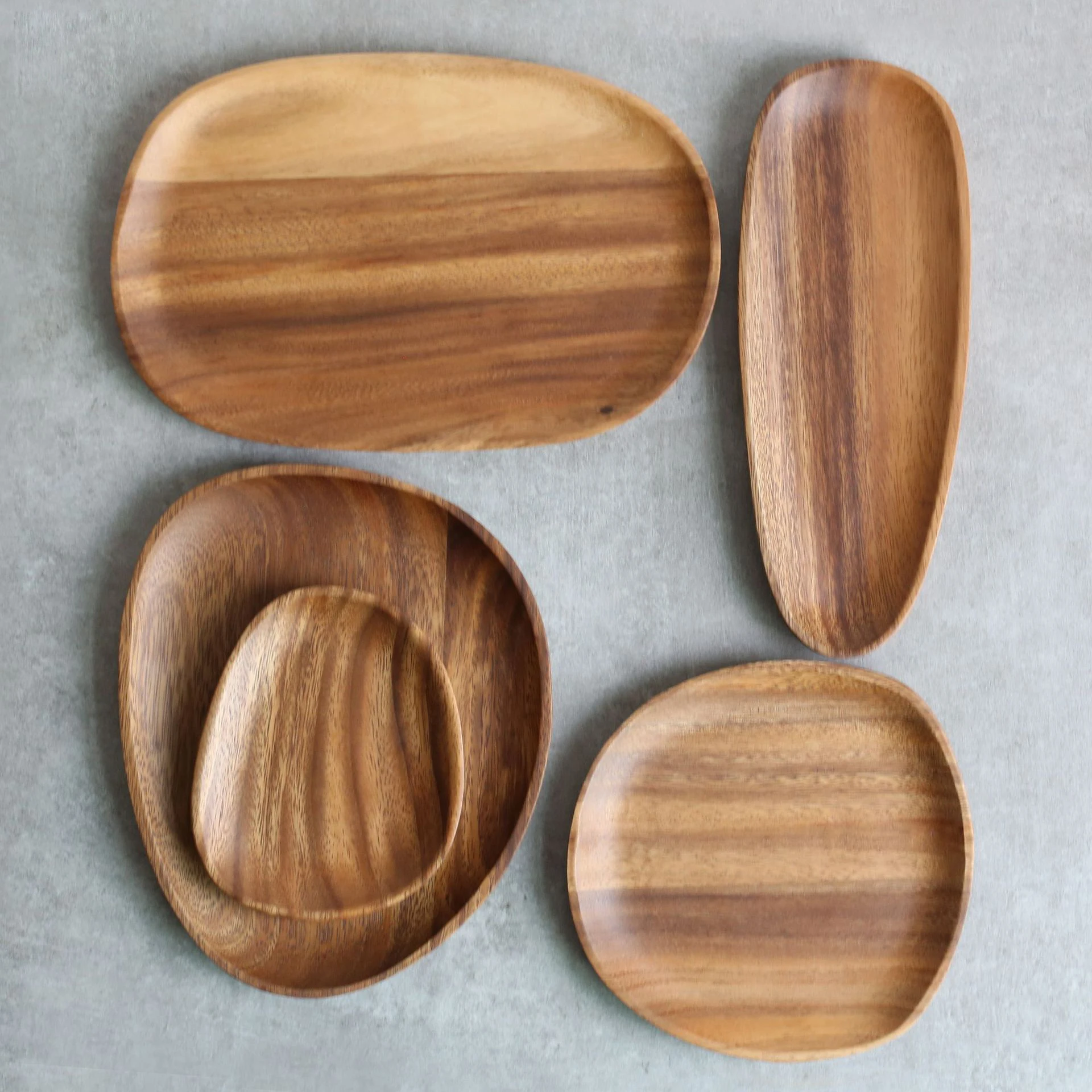 

New design irregular black walnut wooden acacia wood plate