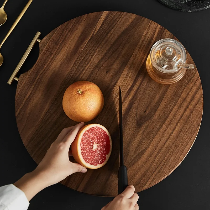 

Black walnut solid wood chopping board chopping board kitchen restaurant simple household kitchenware brass handle thickening, Natural wood color