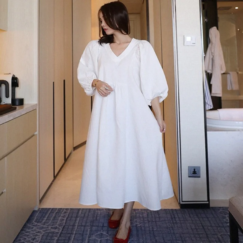 

Wholesale 2020 Spring and Summer New Korean Over-the-knee Dress Loose Plus Size Female Student Lantern Sleeve V-neck Cute Dress, White