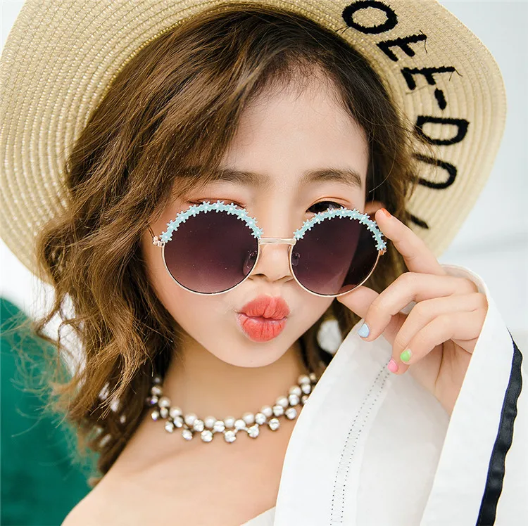 

Children's decorative mirrors children's glasses metal lace sunglasses trendy children's flower sunglasses, Picture shows