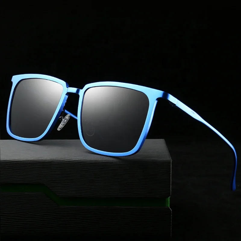 

Colorful Metal Sports Sunglasses Oversize CR39 Lens for Women and Men JL-8696