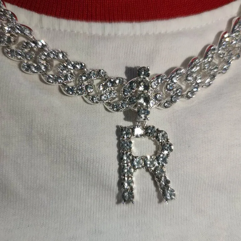 

Fashion Iced Out Silver CZ Diamond Cute Brass Cuban Chain Initial Necklace Tennis Choker 26 Letter DIY Necklace Luxury Jewelry, Picture shows
