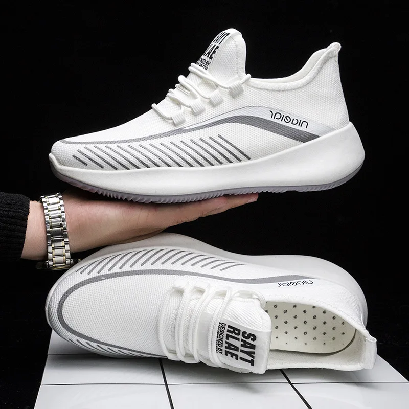 

2020 New Korean version Breathable white Men Mesh force Running shoes with soft soles No-slip Men Sneakers, Black