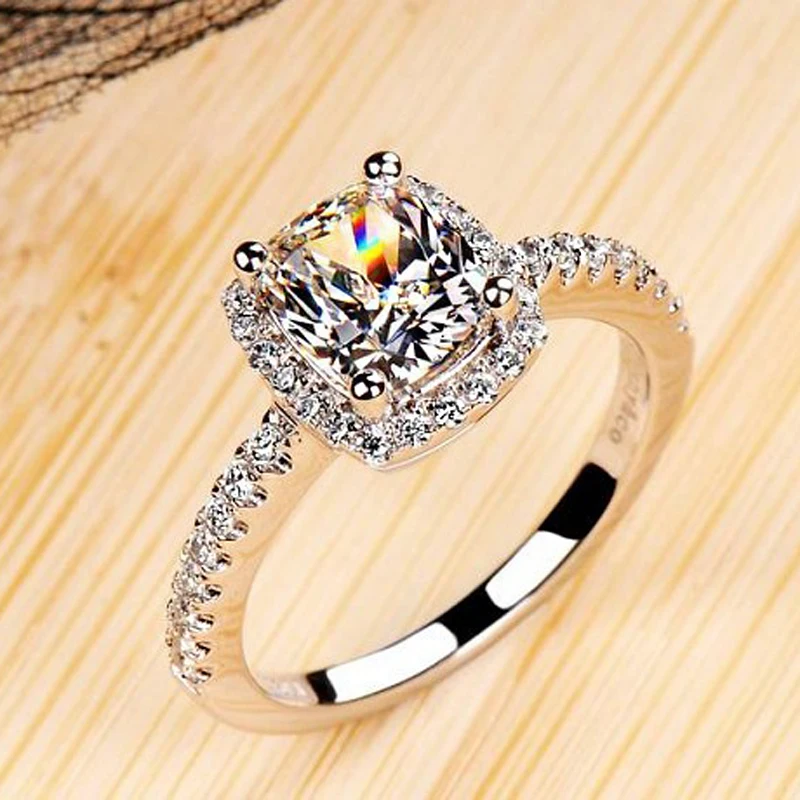 

Sliver ring Wholesale Luxurious Platinum Plating 2 Carat Diamond Engagement Women Wedding ring, White/yellow
