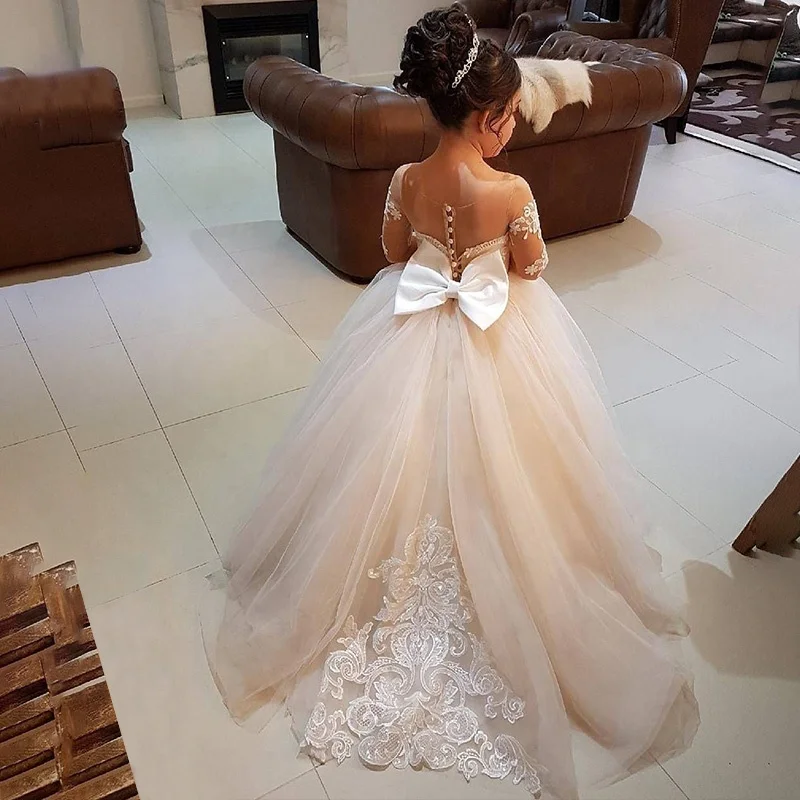 

Elegant Ball Gown Flower Girls Dresses For Weddings Sheer Neck Long Sleeves Applique Lace Tulle Children Wedding Dresses, Customized