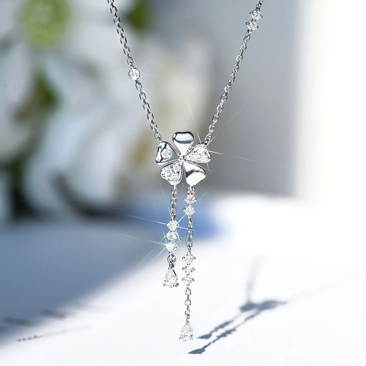 

Fashion Jewelry KYNL0257 Flower Shape 3A Zircon Necklaces For Women, Silver