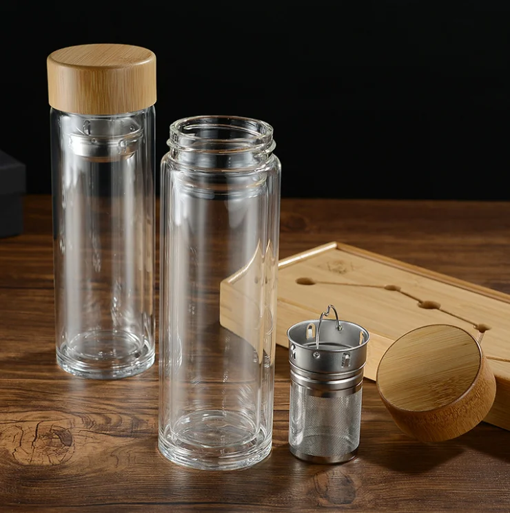 

2020 XporTop hot sales Bamboo lid tea infuser double walled borosilicate glass water bottle with filter, Customized color