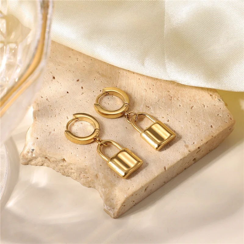

Statement Stainless Steel Gold Plated Geometric Lock Charm Huggie Drop Earring Women Jewelry Wholesale
