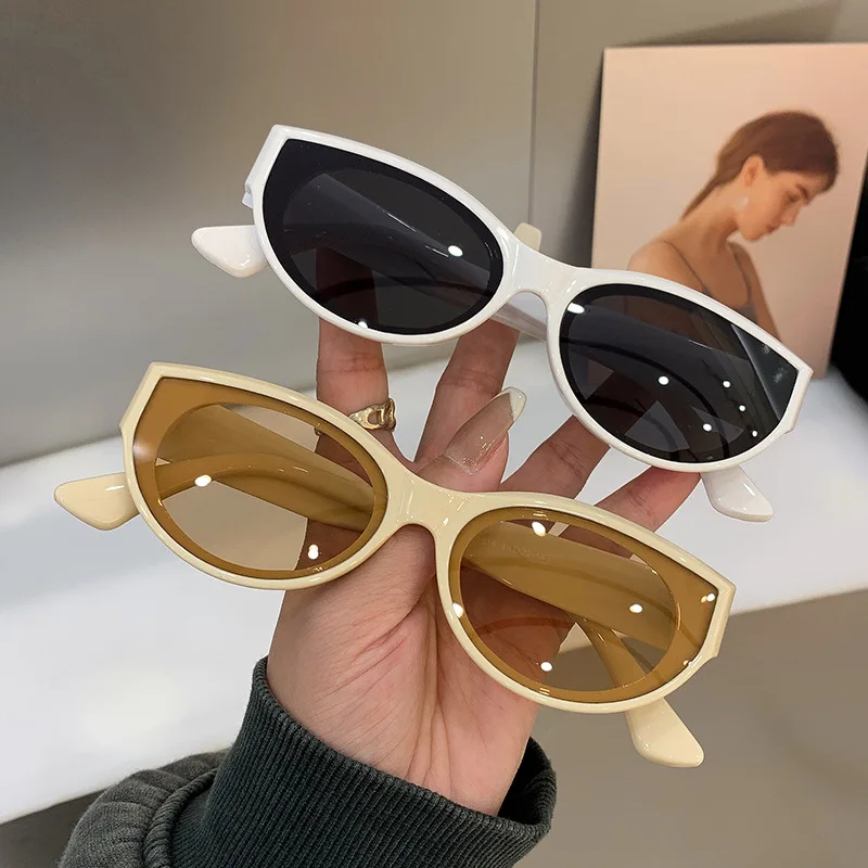 

332 Hot selling Retro Small 90s Style Oval Sunglasses for Women Driving Fashion Cat Eye Glasses UV400