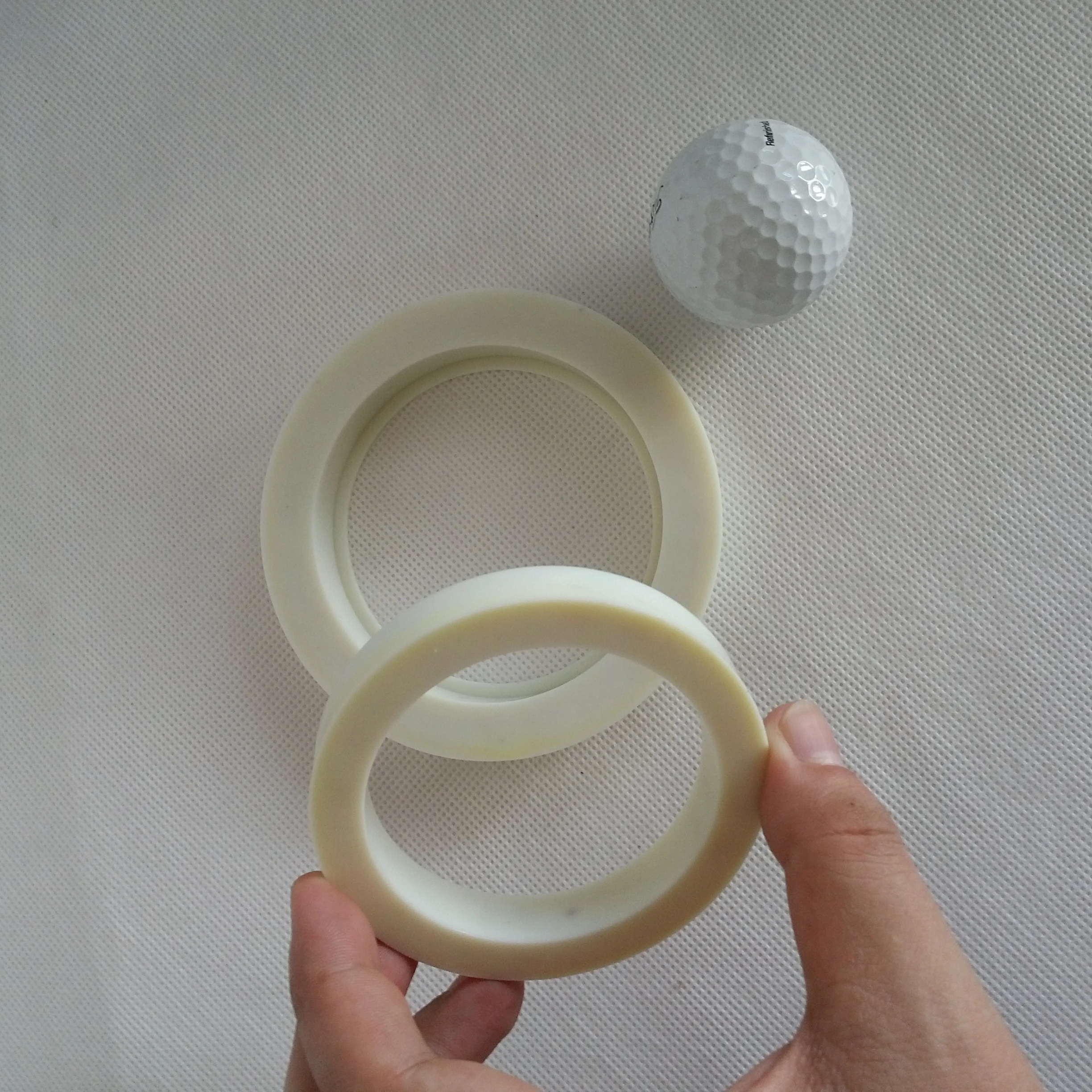 
Golf Cup Reducer Training putting aid 