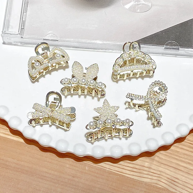 

Shiny Pearls Rhinestones Claw Hairpins Clamping Clip Delicate Small Hairpin Girl'S Simple Super Fairy Hair Claw Clips