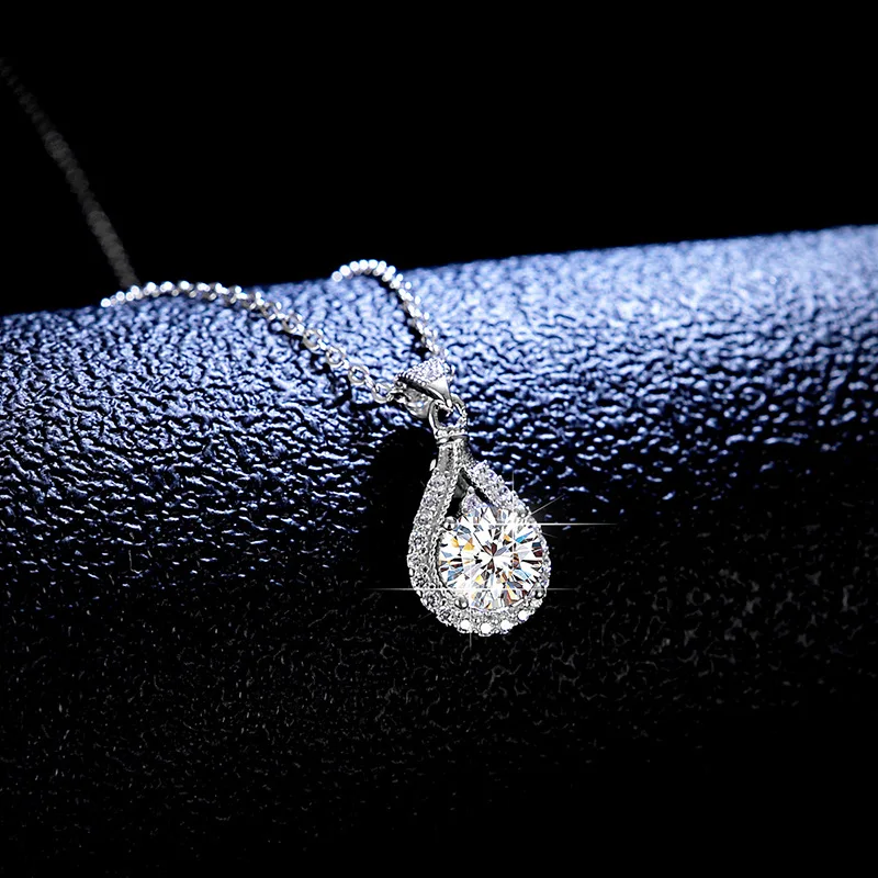 

Silver 925 Original Brilliant Cut Diamond Test Past 1 Carat D Color Moissanite Water Drop Shape Pendant Necklace for Women Chain