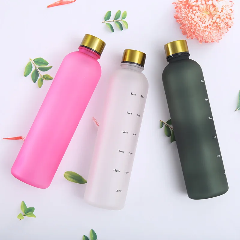 

2022 New Arrival 32 oz 1 Liter Tritan Plastic Water Bottle with Time Marker for Gym Fitness Outdoor Sports