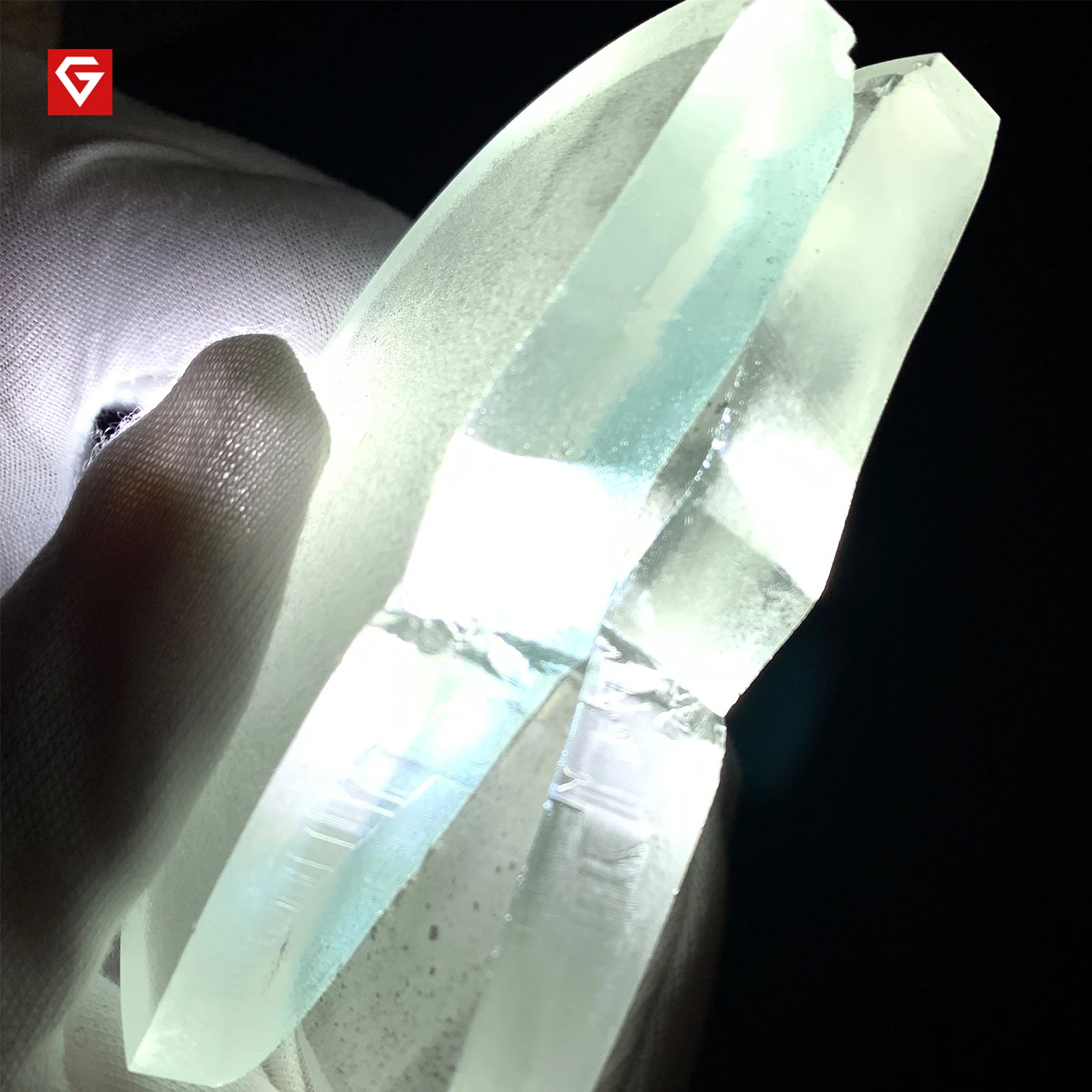 

GIGAJEWE White DEF Color Gemstone Synthetic Moissanite Ingot Hardness Raw Material Moissanite Rough