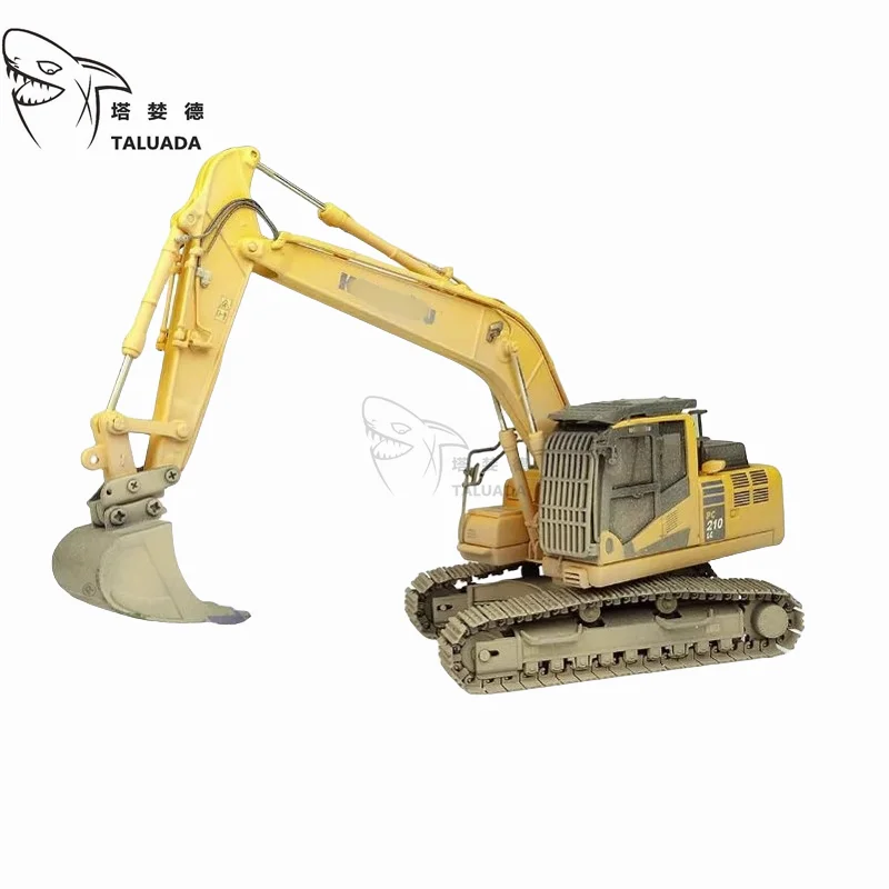 

TALUADA Komatsu PC210LC-11 Retro UNIVERSAL HOBBIES UH8144 Alloy 1:50 Scale Excavator Model