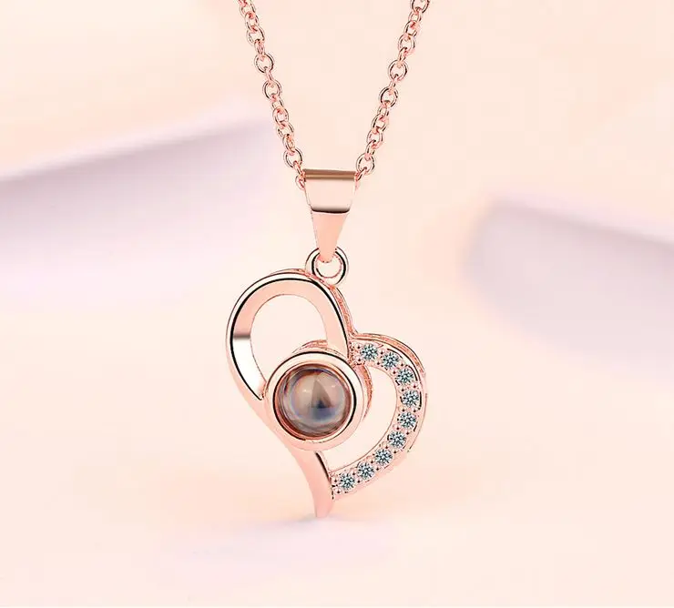 

Memory Necklace Female 100 Languages I Love You Projection Heart Shape Pendant Necklace Short Clavicle Chain