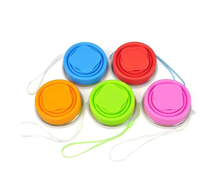Foldable silicone cup 01.jpg
