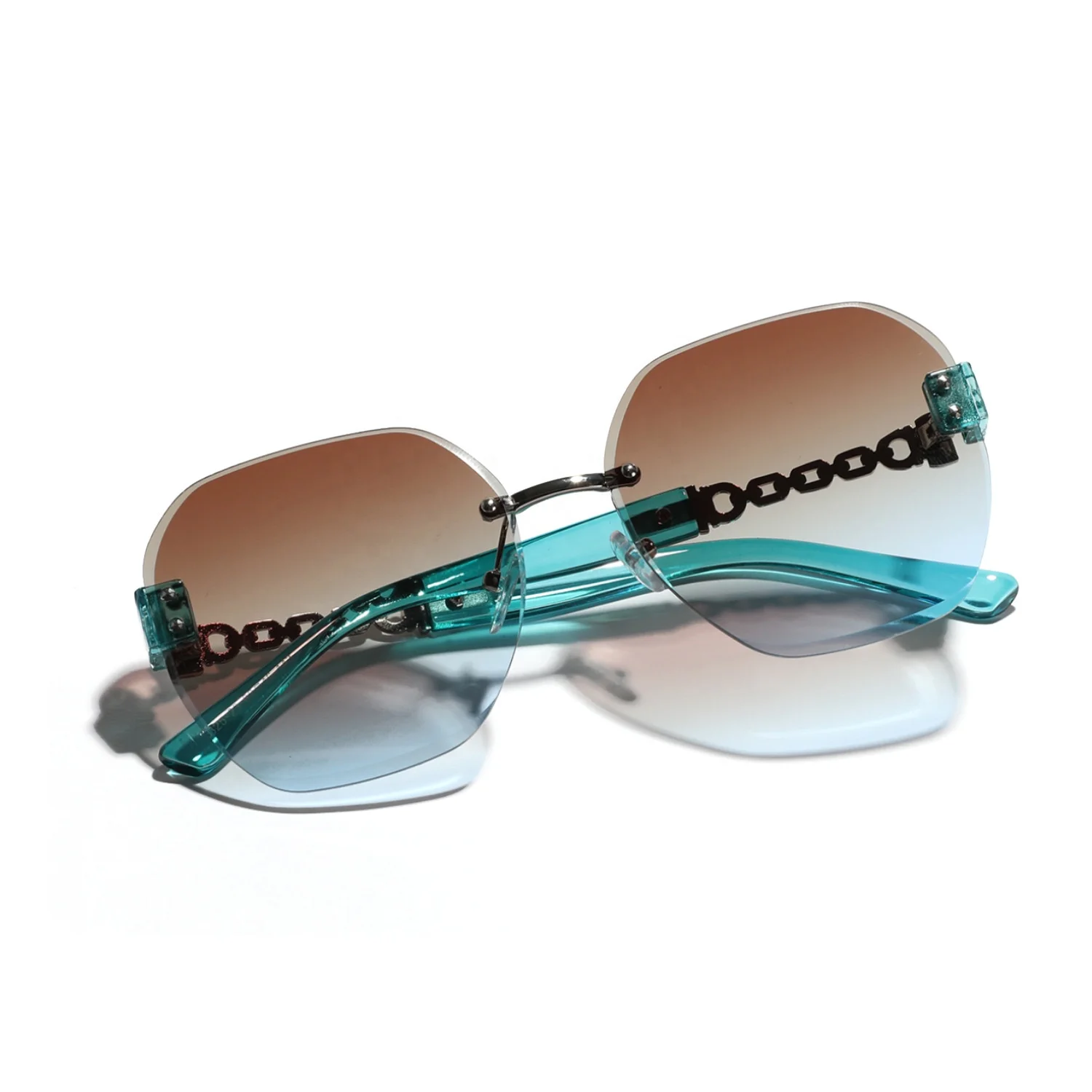 

New Trendy Wholesale Large Frame Metal Shades Diamond 2023 Square Rimless Chain Gradient Colorful Unisex Sunglasses