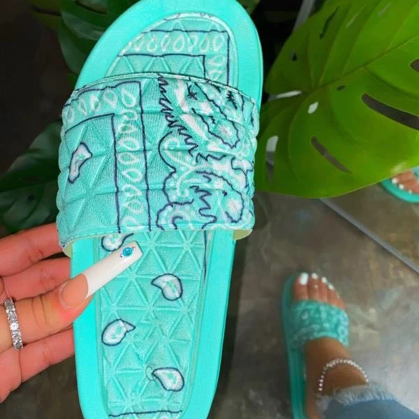 

Wholesale new totem printing high quality comfortable slippers sandals for women