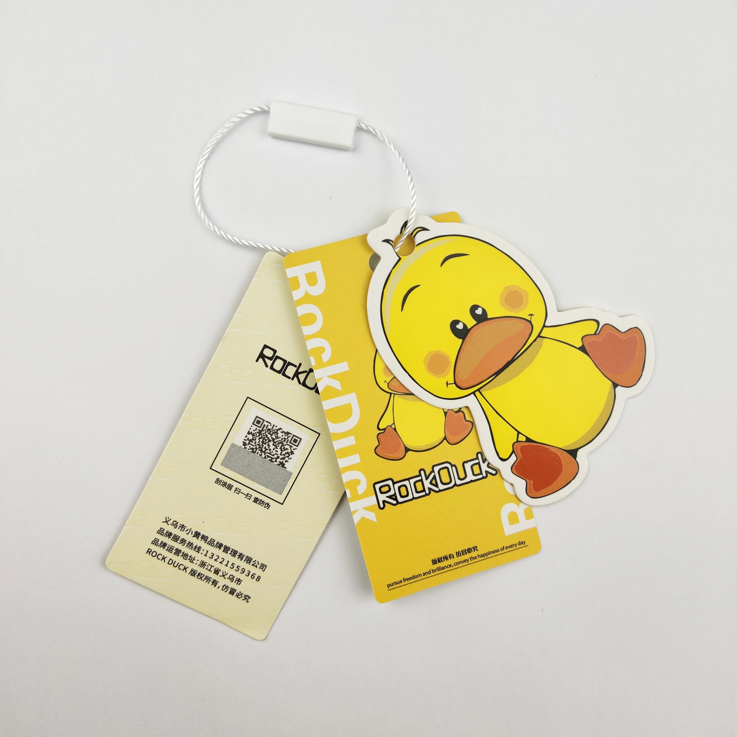 

Custom Luxury HangLaser Hanging Label Special Shape Swing Paper Hang Tag Hangtag For Clothing Garment, Customized color
