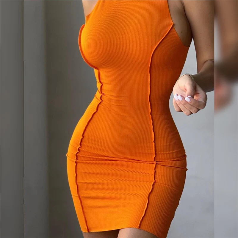 

European and American summer 2021 new women's dress round neck sleeveless pure color slim body and buttock dress