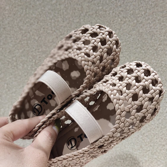 

2021 girl sandal hot style web celebrity fairy style fashion Korean version beach shoes baby summer shoes soft soles ocean trend