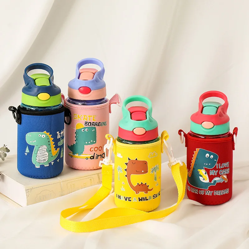 

2022 new design 480ml cartoon cute children clear bpa free drinking cup portable kids plastic water bottle with straw/strap, Customized color