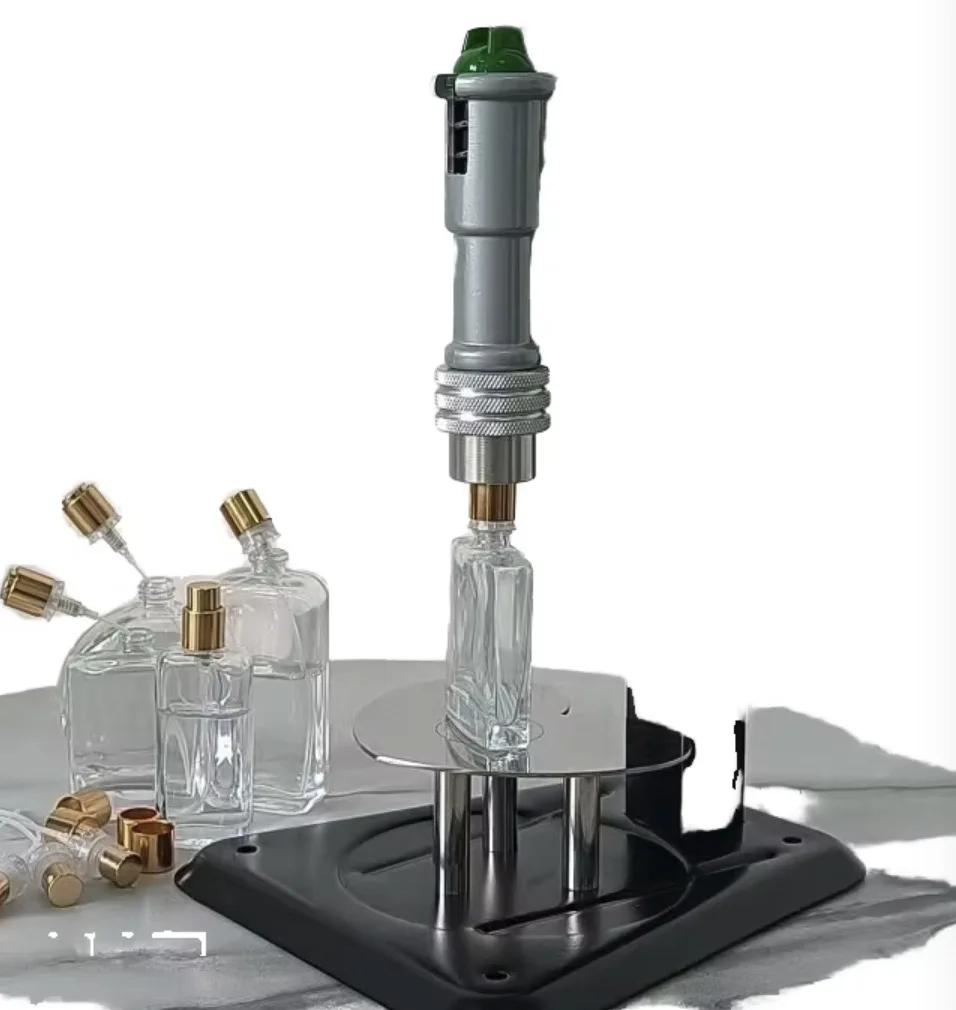 Wholesale 15 Bayonet Sprayer Manual Edge Holder for Simple Perfume Bottle Lock Lids Bottle Caps & Closures