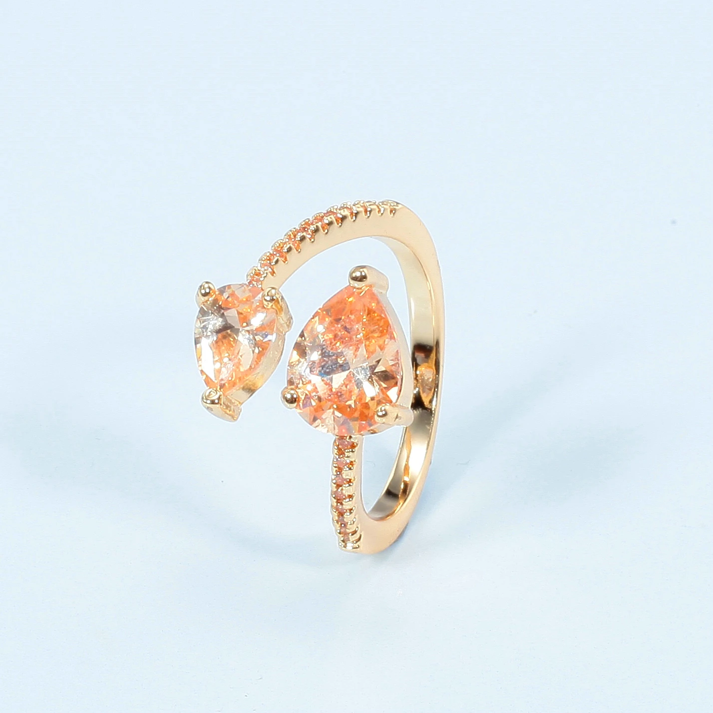 

Ruidi Wholesale Chic Style Champagne Color Cubic Zircon 18k Plated Adjustable Cocktail Open Rings For Woman Jewelry