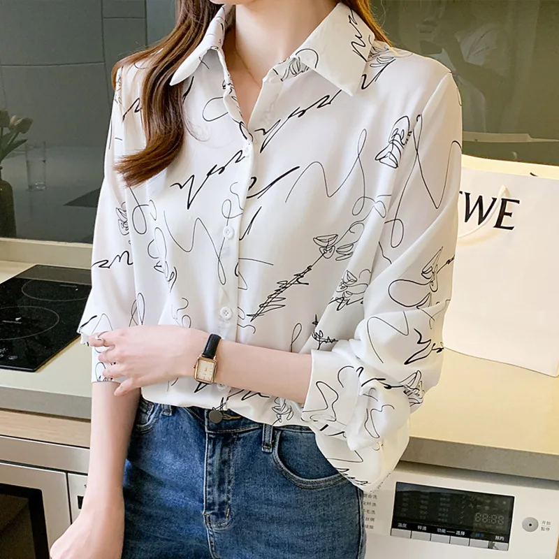 

French Graffiti Printed Shirt Blouse Women 2023 Spring and Autumn New Loose Lapel Blouse