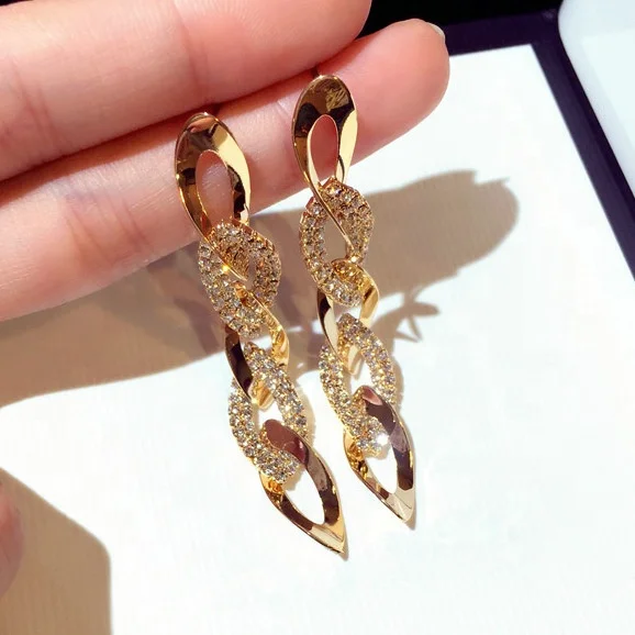 

Unique Geometric Drop Earrings Trendy Spiral Wedding Earrings Women Luxury Cubic Zircon Jewelry Birthday Gift, Picture shows