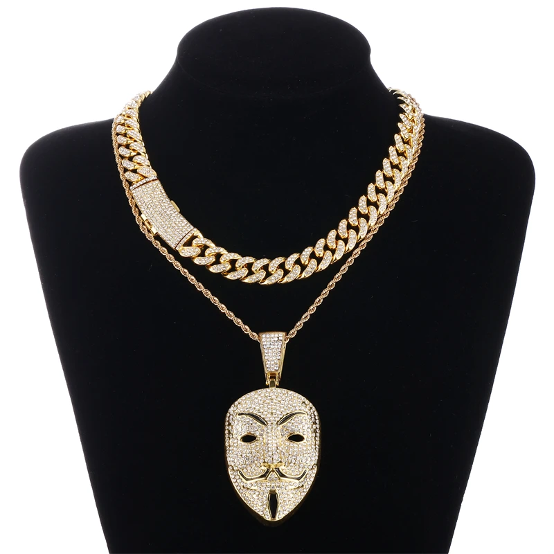 

2023 New Trendy V-mask Pendant Cuban Chain Necklace Pendant Bling Hipster Alloy Full Drill Collarbone Necklace