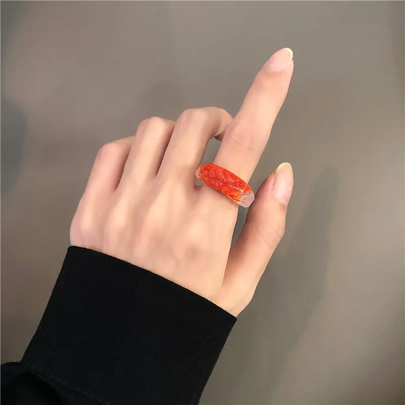 

New Design Korean Niche Chic Simple Wild Charm Simple and Generous Resin Smudge Texture Ring Female Color Acrylic ring, Colorful
