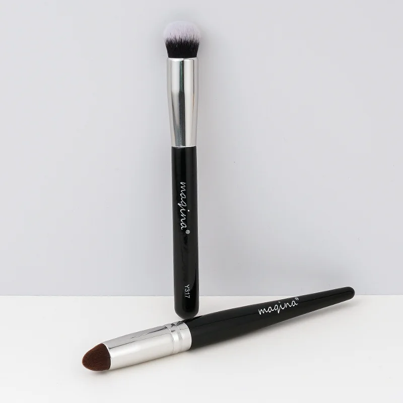 

Highly recommended 2pcs portable cosmetic makeup brush concealer brush basic makeup kit makeup tool set, Picture color