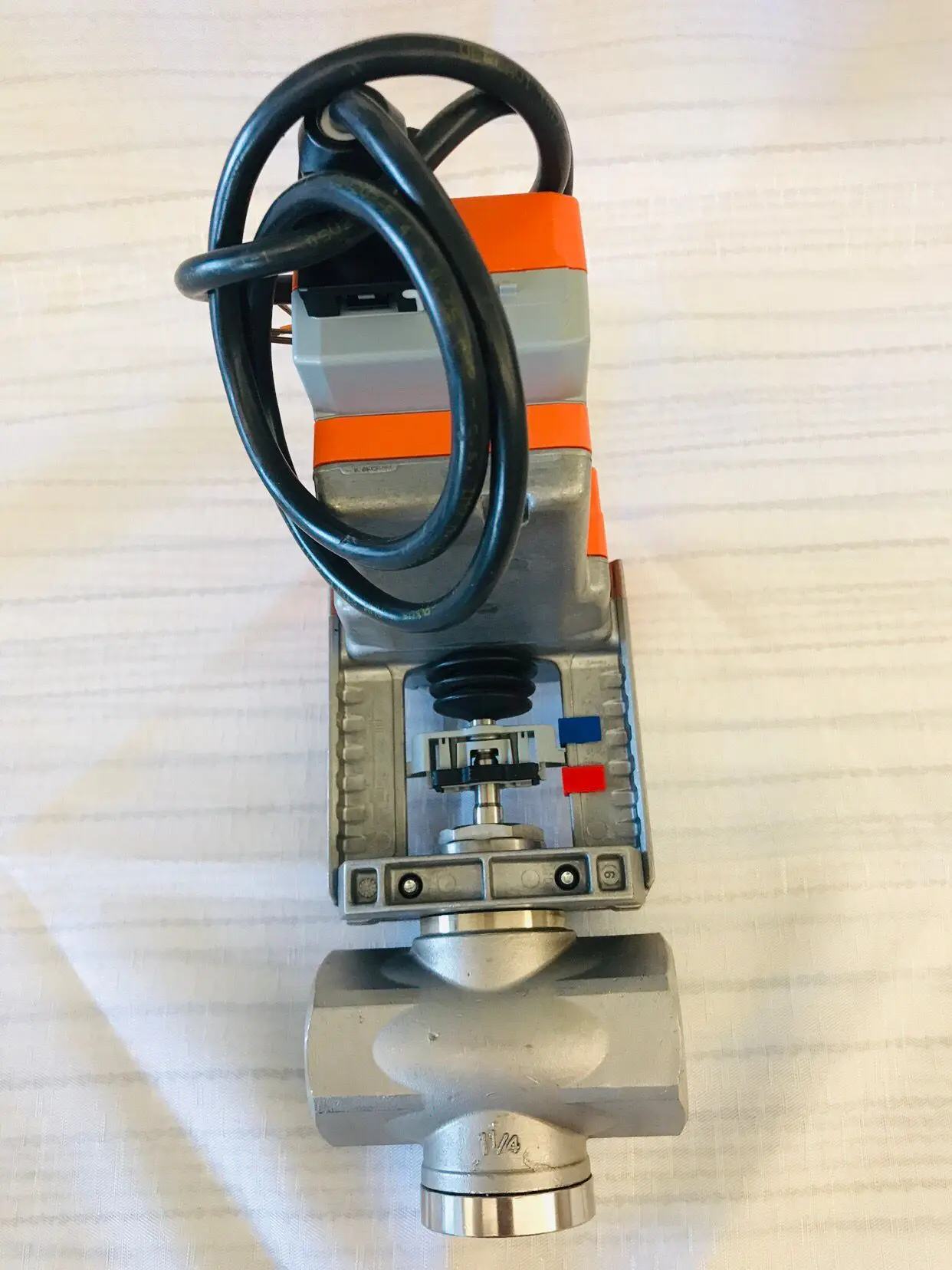 Belimo Modulating Globe Valve Actuator For 2way And 3way Globe Valves