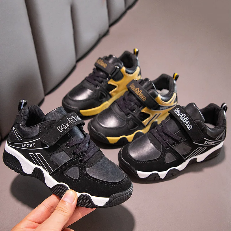 

New Boys' Velvet Leather Sneakers Autumn Winter School Children Soft Soled Running Shoes Magic Paste Kids Trend