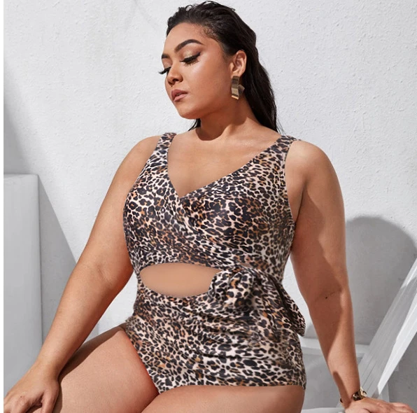 

Plus Size Swimsuit Women
