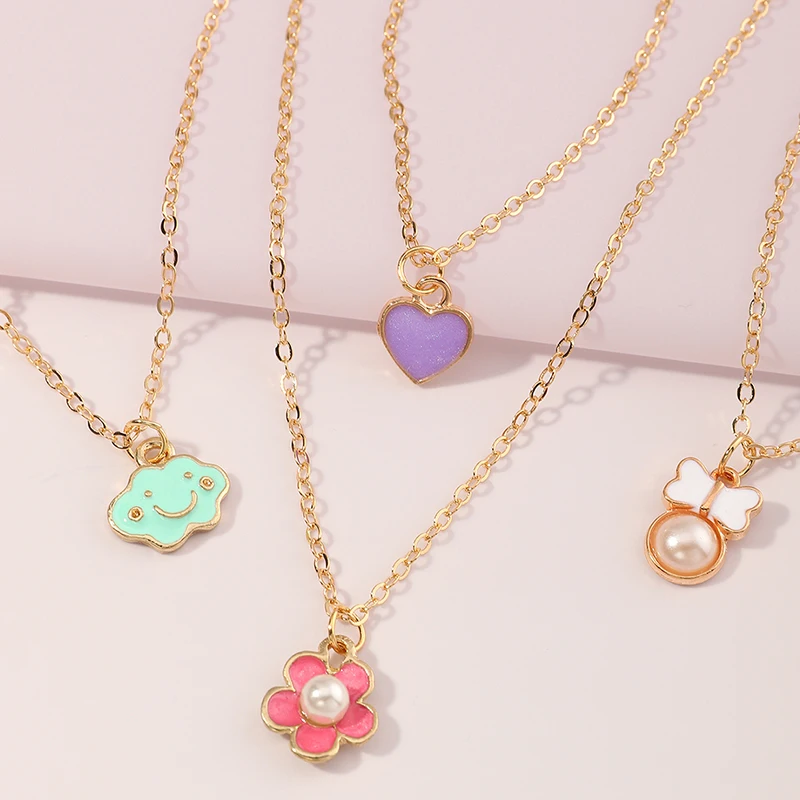 

4pcs/set Buetterfly Flower Love Jewelry Set Cartoon Dripping Oil Pendant Necklace