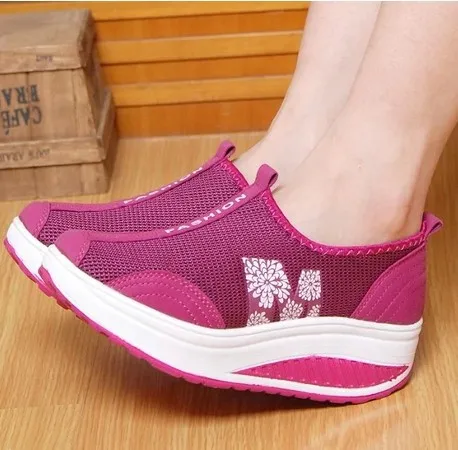 

Young Kids Sports Women Breathable Fabric Casual Walking Style Shoes, Black plum grey