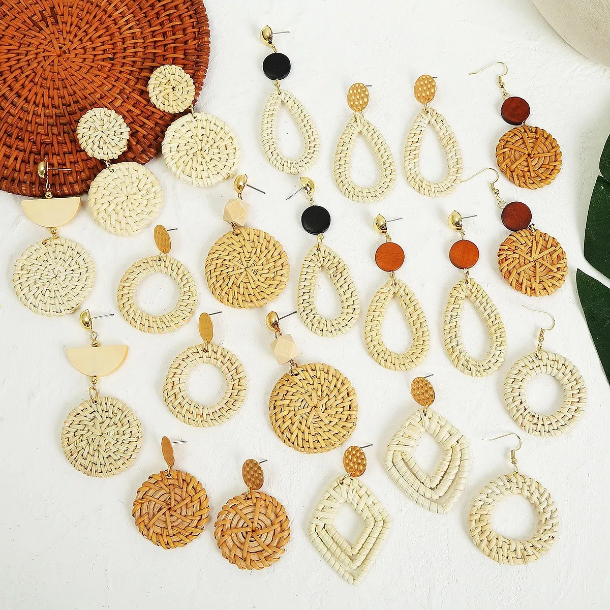 

Korean Style Fashion Handmade Natural Wood Straw Woven Vine Rattan Earrings For Women Boho Geometric Wholesale Jewelry, Yellow