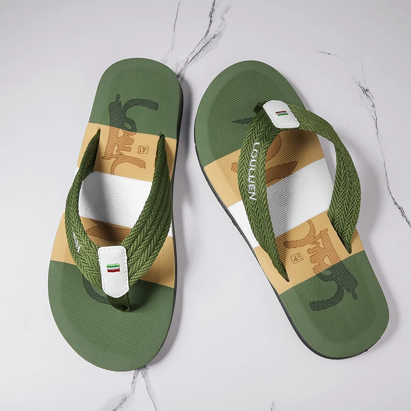 

Latest fashion outdoor beach cheap comfortable flat flip flops men's slipper