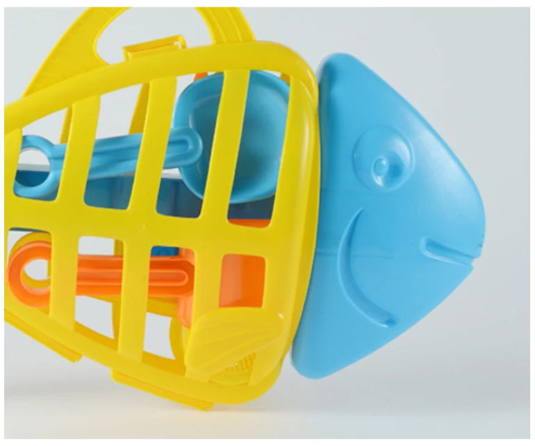 Eco plastic fish shape beach sand toys play set for kids.jpg