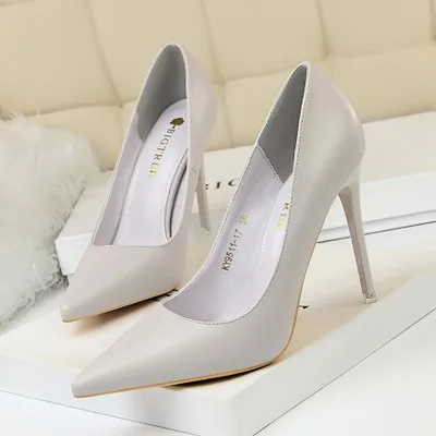 

Yellow Embossed Leather Pointed Toe Women Pumps Slip-on Pumps High Heels Stilettos Shoes Women Size 15 OL Shoes Party