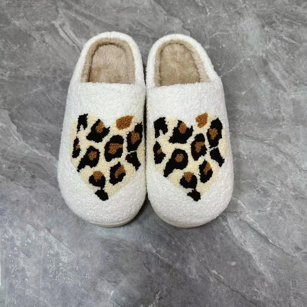 

wholesales soft memory foam sole non-slip American sizes adult slippers plush leopard heart pumpkin EVA indoor shoes slippers