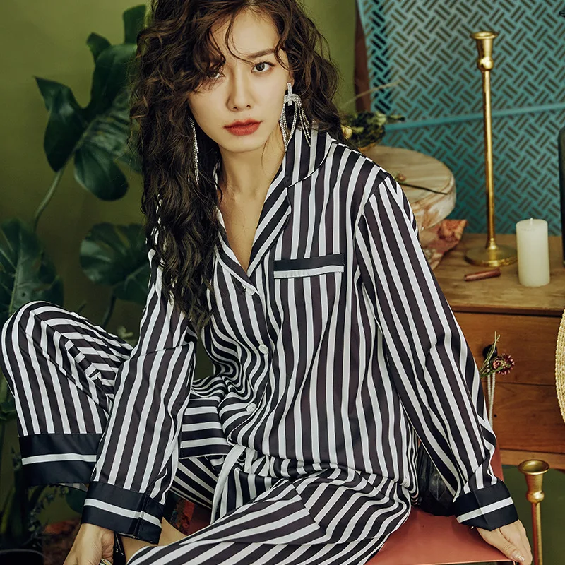 

2020 autumn loose cozy homewear striped nightwear popular silk pyjamas women sleepwear satin long sleeve women pajamas set