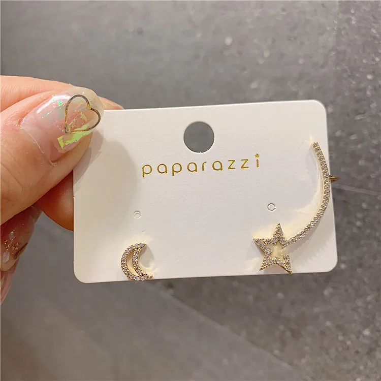 

2021 stud fashion moon and star earring women