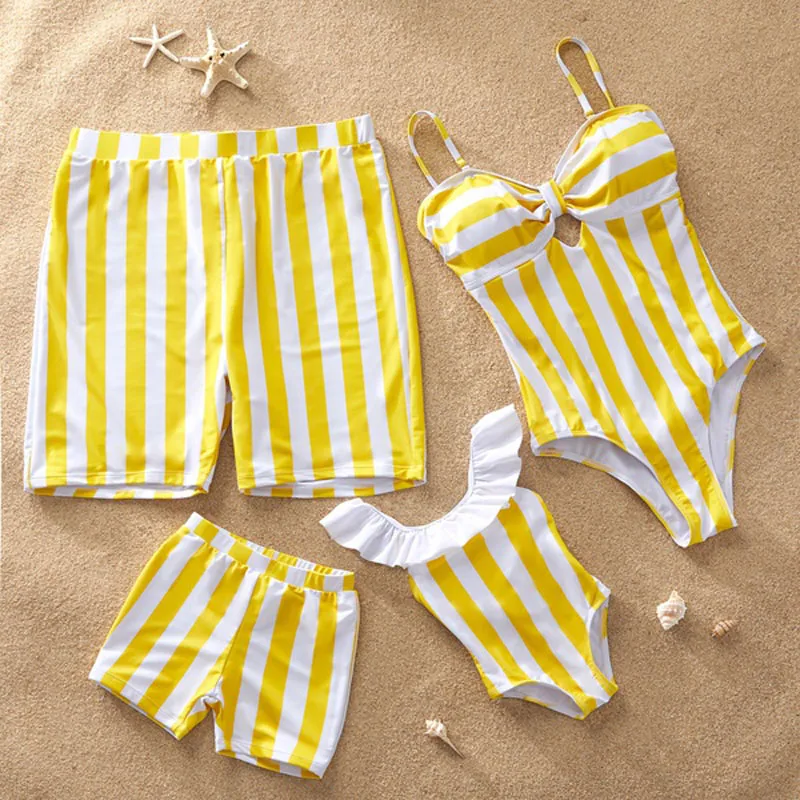 

New Family Swimwear 2020 Mother Daughter Bodysuits Dad Son Swim Shorts Family Matching Zebra Print Clothes Outfits Look Swimwear