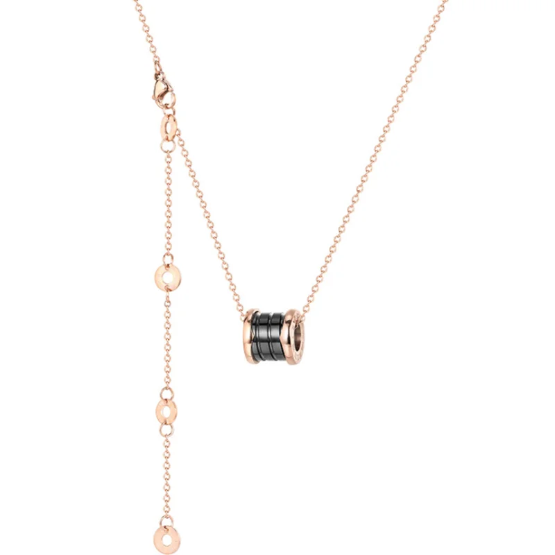 

European and American fashion trend rose gold Roman digital black ceramic Necklace, Rose gold black ceramics