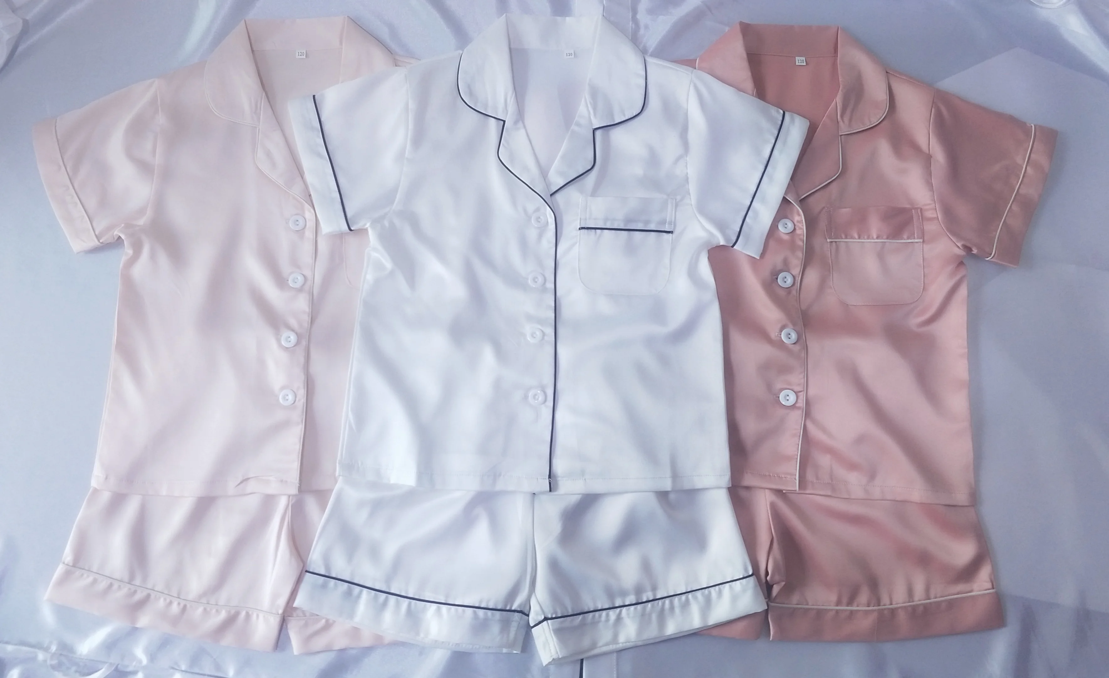 
820 Factory Directly Wholesale Summer Fashion High Quality Silk Satin Short Sleepwear Pajamas Set for Bride and Bridesmaids 